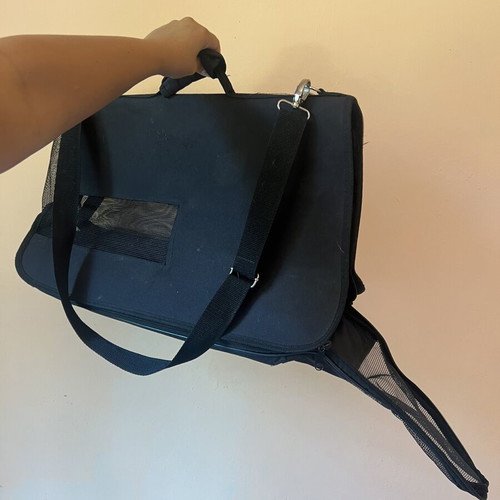 Pet carrier bag like new, 50x30x25 cm, mesh sections