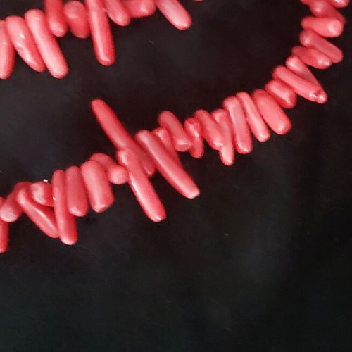 Jewelry set of natural coral necklace and bracelet like new