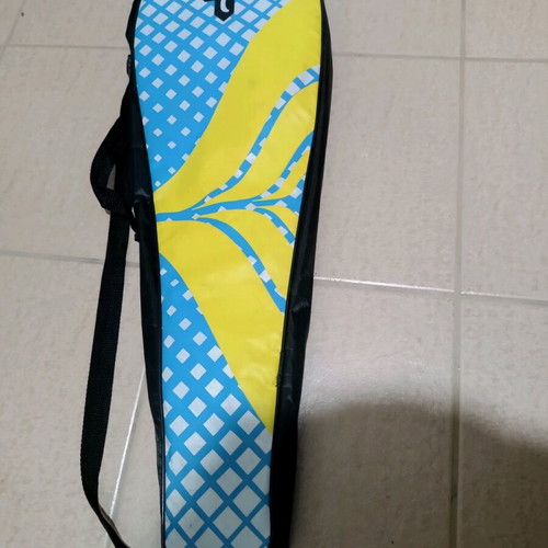 Badminton set with 4 rackets, net, stands and 8 shuttlecocks like new