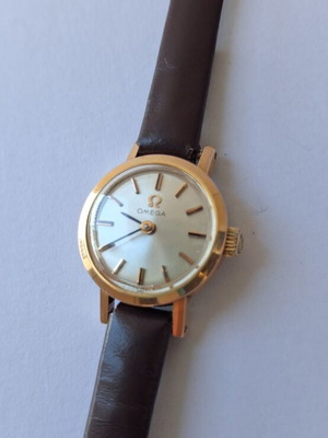 Omega 484 vintage 1980 women's mechanical watch