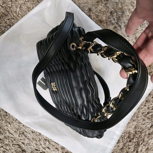 Kem women's crossbody bag like new, black with gold chain