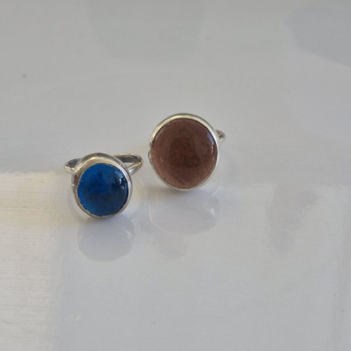 Set of rings used with opening shank, blue and silver