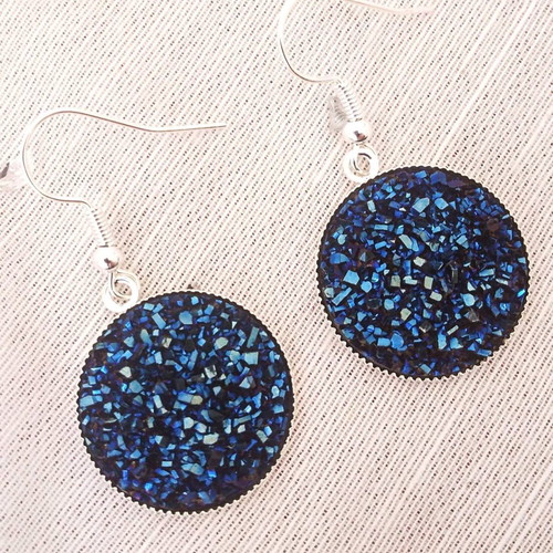 Dangling earrings with blue glitter new, stainless steel