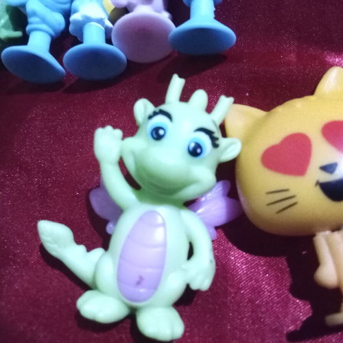 Lot of small toys like new