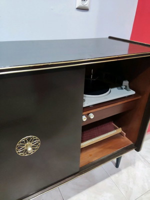 Record player cabinet used from 1950 with amplifier and speaker