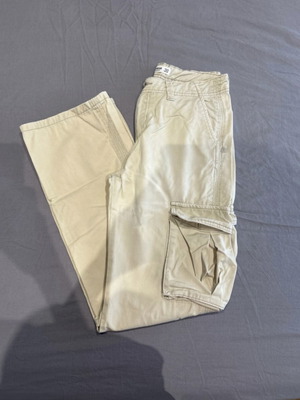 Παντελόνι cargo Pull & Bear μεταχειρισμένο, μπεζ, μέγεθος XS