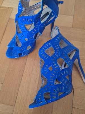 Zara sandals like new, blue suede with laser-cut design
