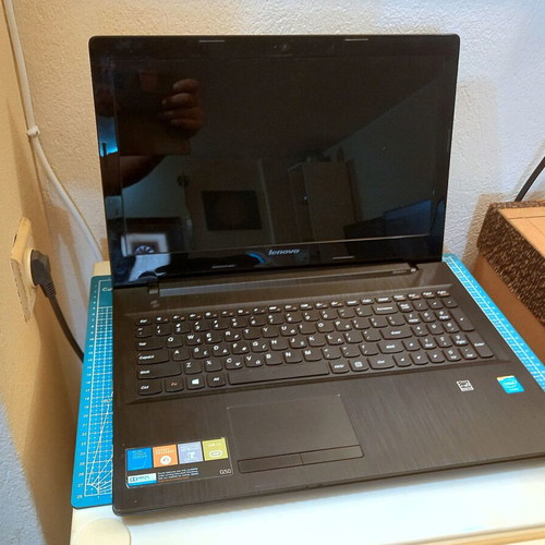 Lenovo G50-70 laptop for parts or repair, 15.6 inch, 4GB RAM