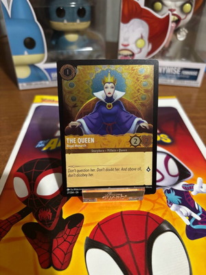 Lorcana Disney TCG κάρτα The Queen holographic καινούργιο