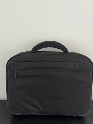 Laptop bag with shoulder strap like new, black