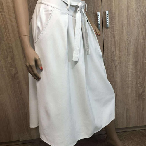 *PRODOTTO* leatherette skirt new, size M, white