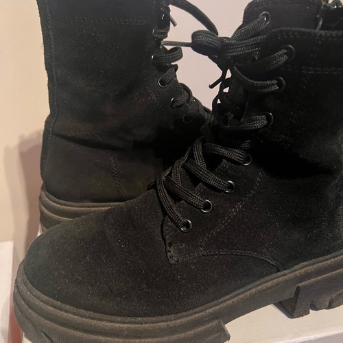 Envie Shoes leather suede boots like new, size 38, black