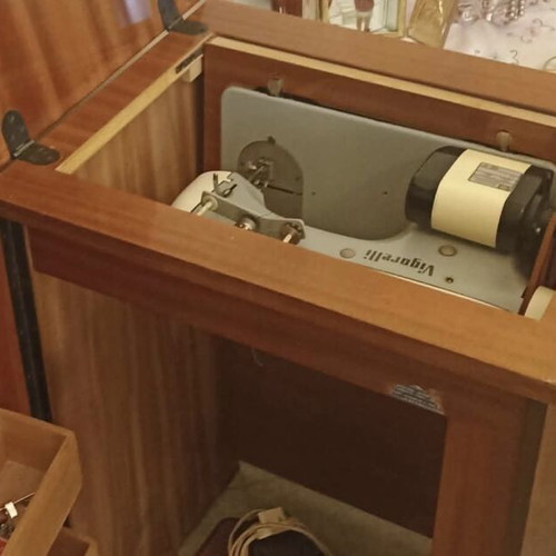 Vintage Vigorelli sewing machine with cabinet and pedal