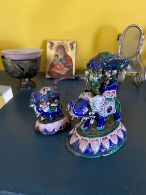 Decorative elephants used, set of 2, enamel