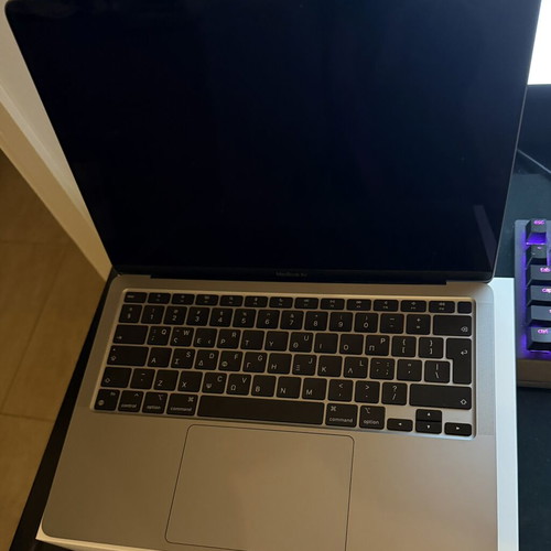 MacBook Air M1 13-inch 256GB