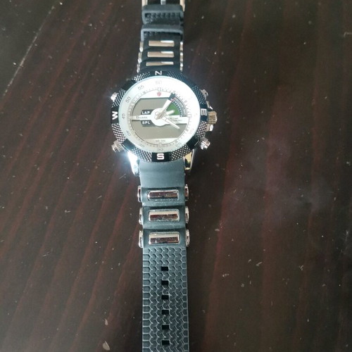 Men's Shark Sport Watch used, dual time analog and digital chronograph