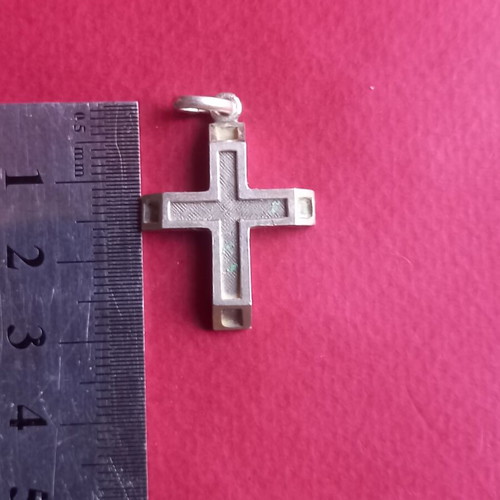 Silver cross 925 like new 2×3 cm