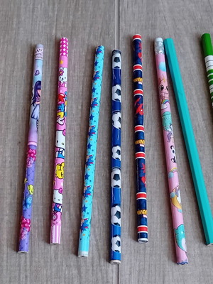 School pencils used, pack of 39, sharpened and unsharpened