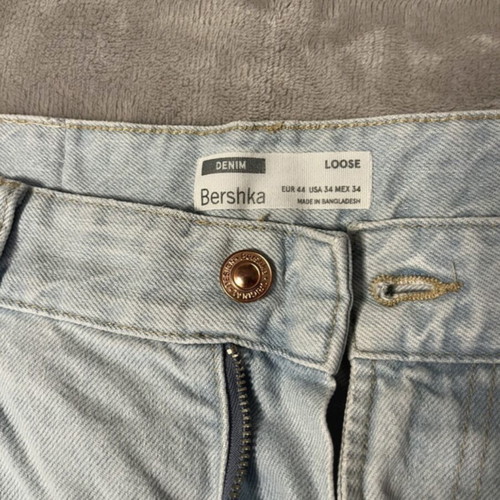 Bershka denim ripped blue jeans size 44 like new