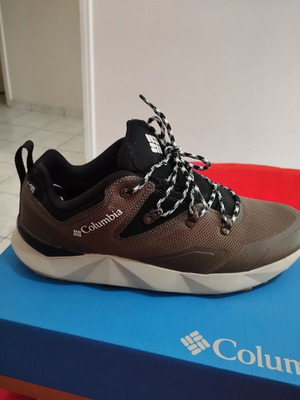 Παπούτσια Columbia καινούργια αδιάβροχα ανδρικά μέγεθος 44