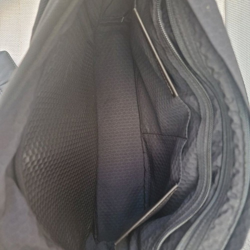 TUMI Alpha Bravo Foster Messenger bag crossbody like new, black