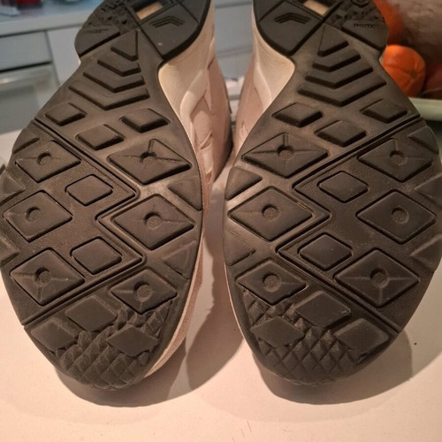 Reebok athletic shoes with reflective details, like new