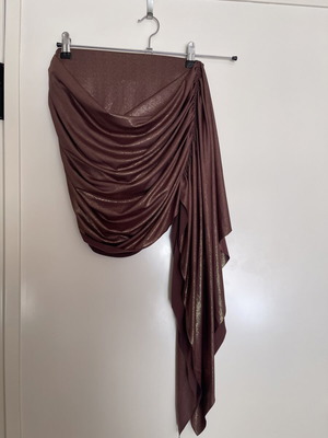 Metallic shimmer asymmetric skirt, size S