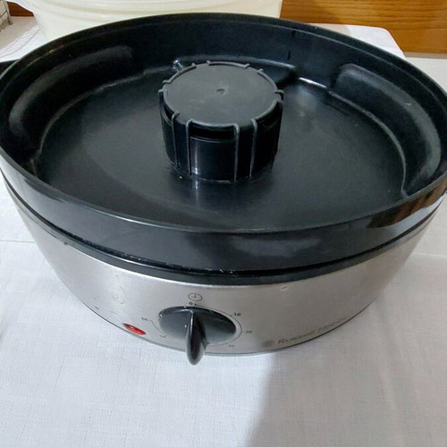 Russell Hobbs steam cooker used with 3 baskets and lid