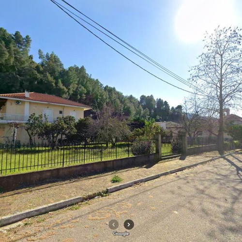 Buildable plot 400 sq.m. in Kalyvakia, Ilia