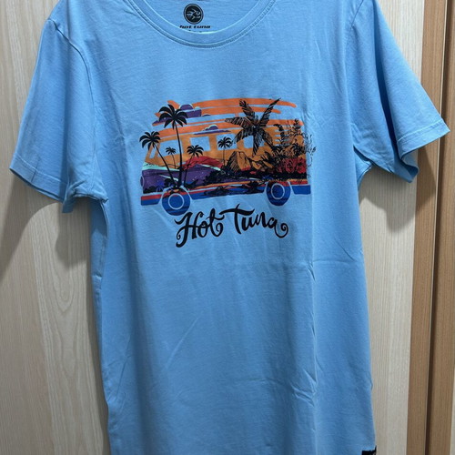 Surf T-Shirts Quiksilver & Hot Tuna size M like new