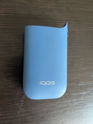 Iqos case model 2.4 like new