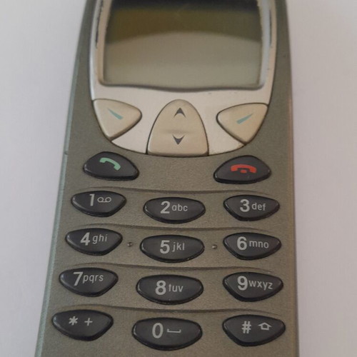 Nokia 6210 phone used, functional