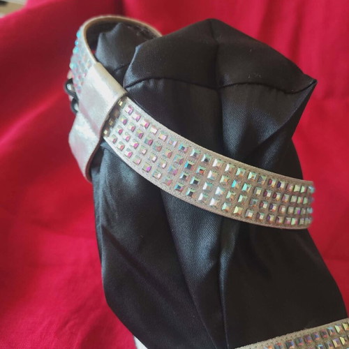 Silver sandals satin with iridescent rhinestones like new, size 39