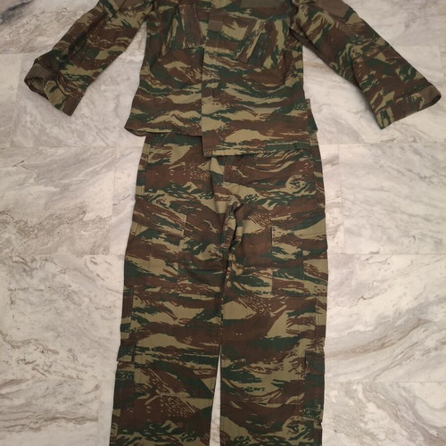 Camouflage set used, medium size