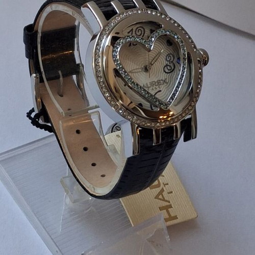 Haurex Italy Glamourline quartz watch like new with leather strap