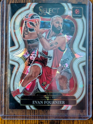 Evan Fournier 2025-26 Panini Select EuroLeague Mezzanine White Cracked Ice #370