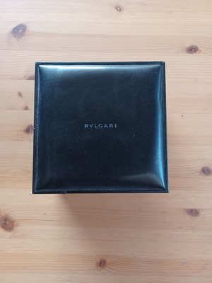 Bvlgari jewelry box like new