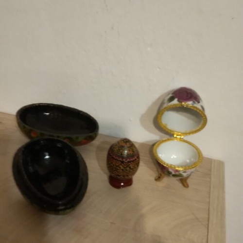 Jewelry box set egg-shaped wood and porcelain like new