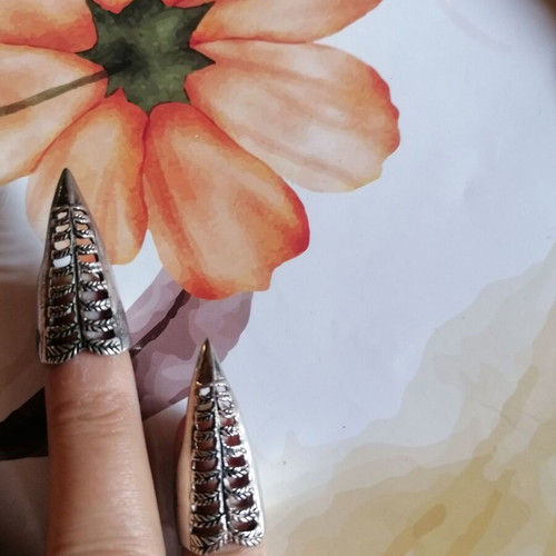 Silver FingerTip Claw Ring new, gothic metal fantasy style