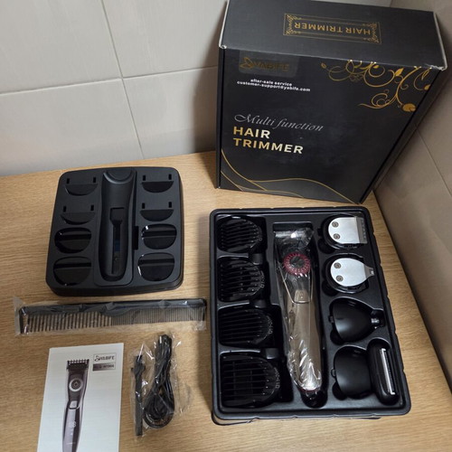 Yabife Hair Trimmer new with multiple attachments and USB charging