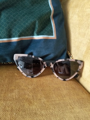 Emporio Armani EA4136 cat-eye sunglasses, shiny pink havana frame