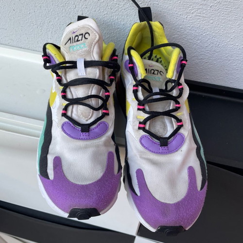 Nike Air Max 270 used athletic shoes, collectible item