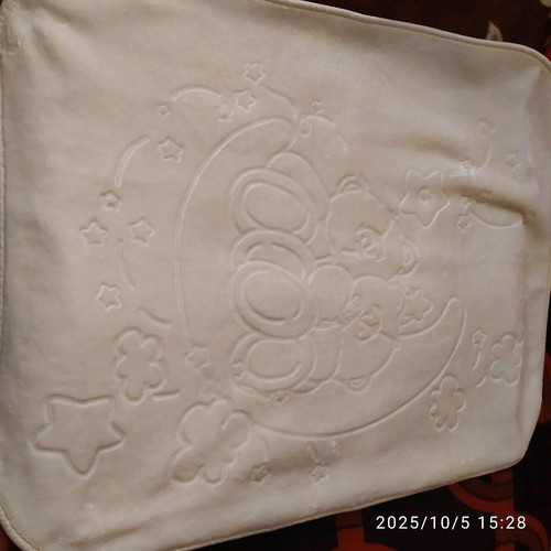 Children's blankets like new