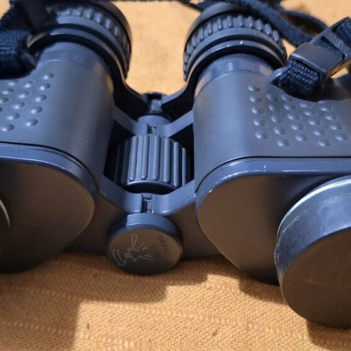 Eschenbach Derby 8x32 binoculars like new, wide field
