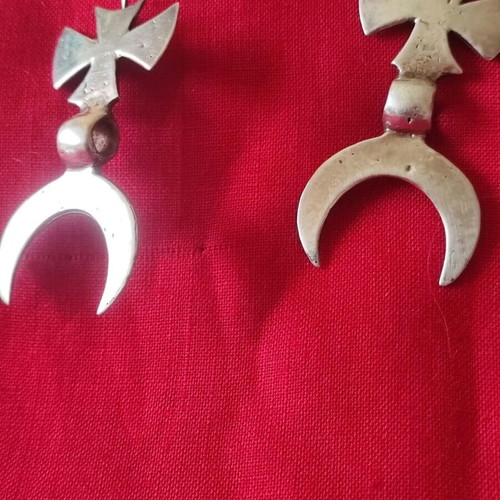 Silver Earrings 925 handmade like new, forged design