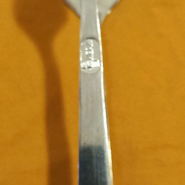 Luxury case new with hand-painted children's eating utensils