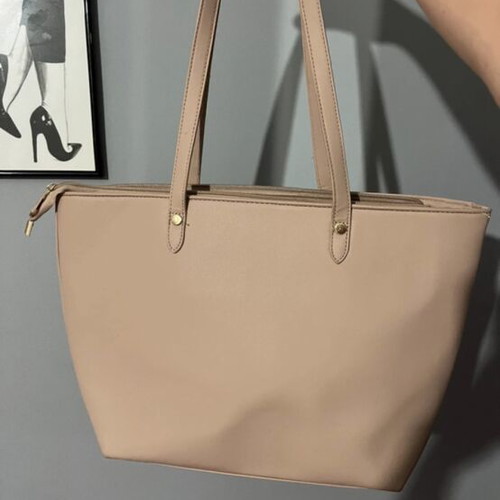 Shoulder bag beige like new, large everyday