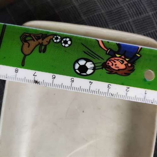 Vintage plastic scale Kwonnie 450gr used, 80s