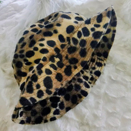 Faux Fur Bucket Hat Leopard Print new size M