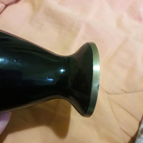 Japanese vase used lacquer with shell design